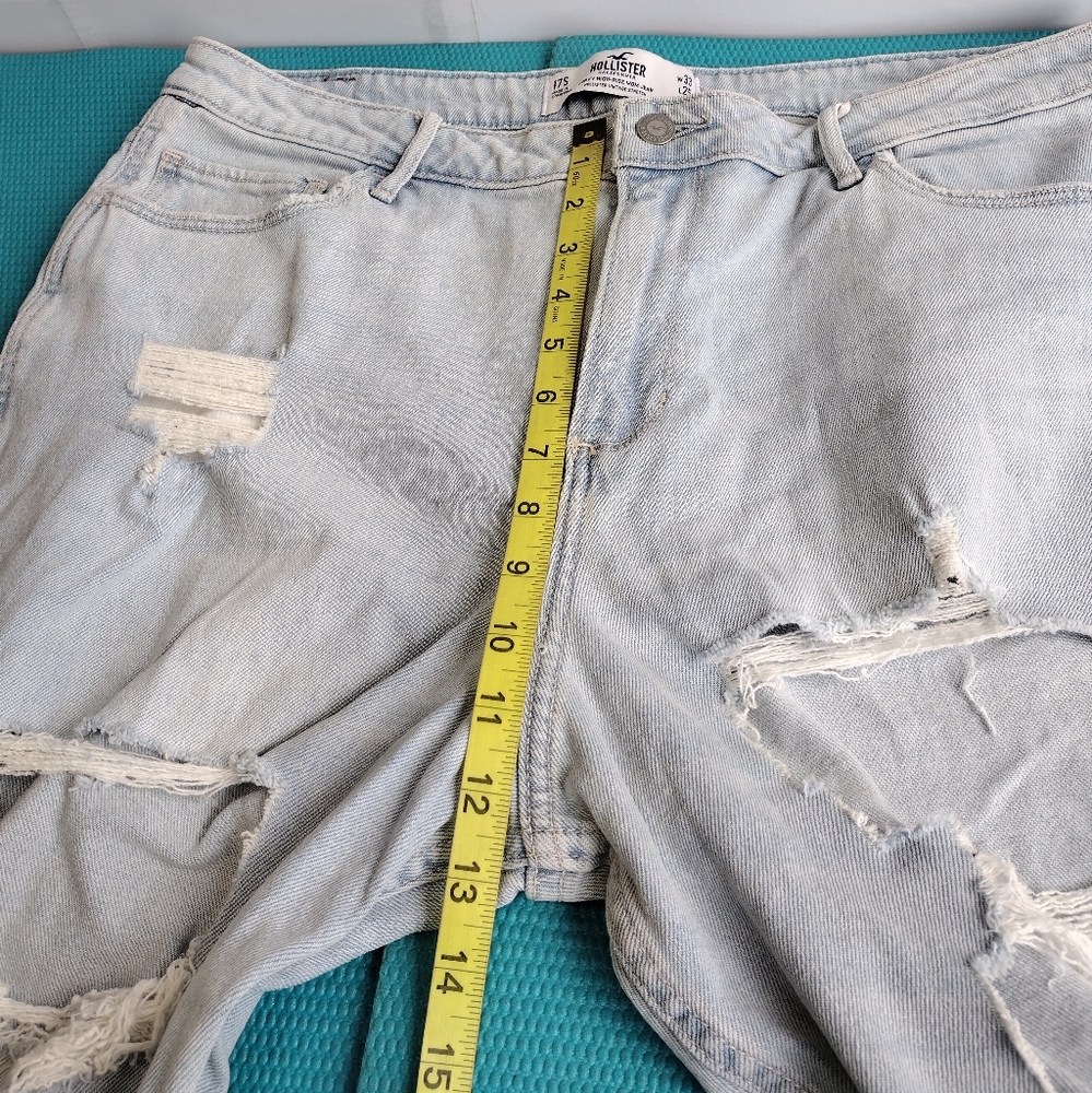 NWT Hollister Curvy High Rise Crop Mom Jeans Ripped Vintage - Size 17 S - Picture 3 of 10